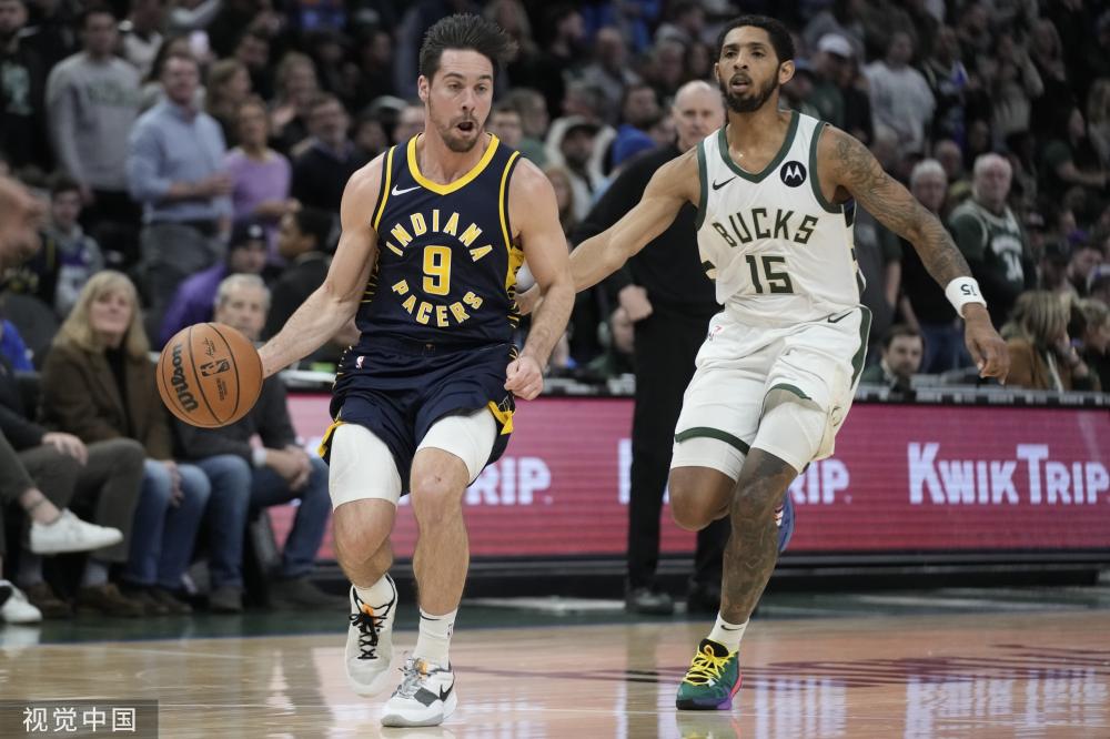 了自己的足 了自己的足