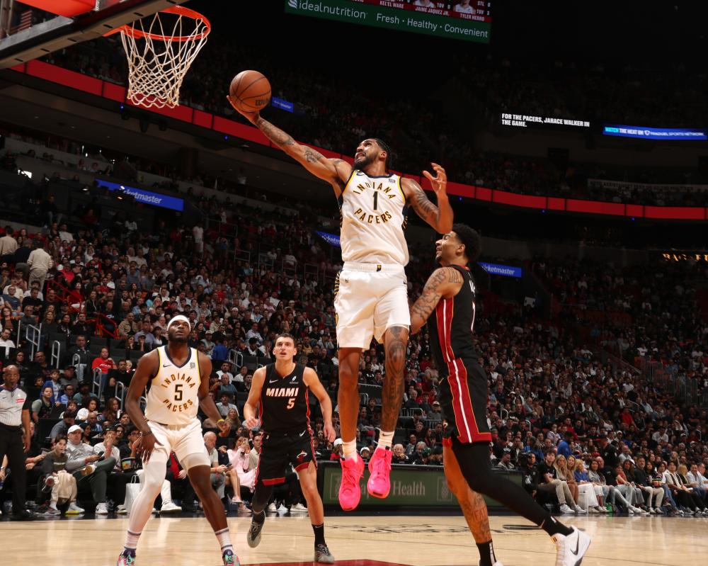 同样占据着 同样占据着